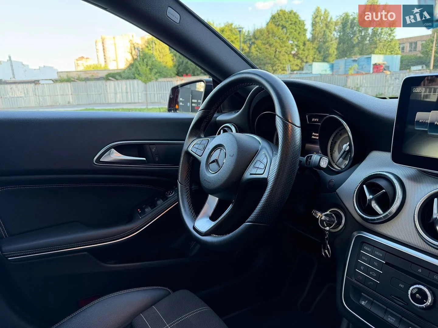 2017 Mercedes-Benz CLA-klasse - мініатюра 61