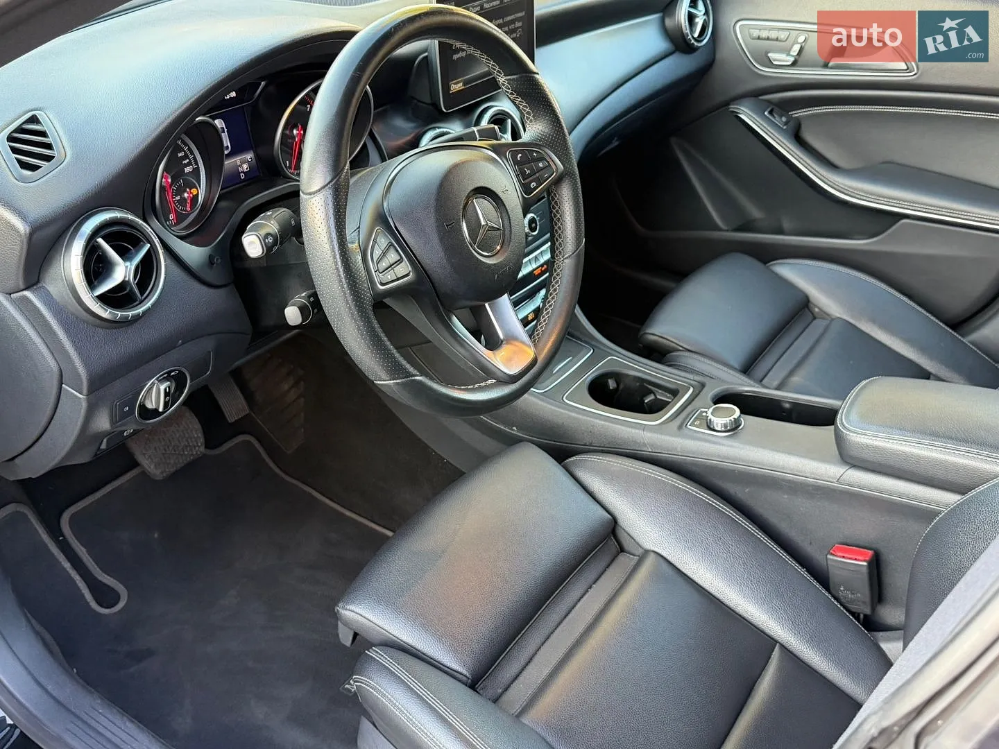2017 Mercedes-Benz CLA-klasse - мініатюра 17