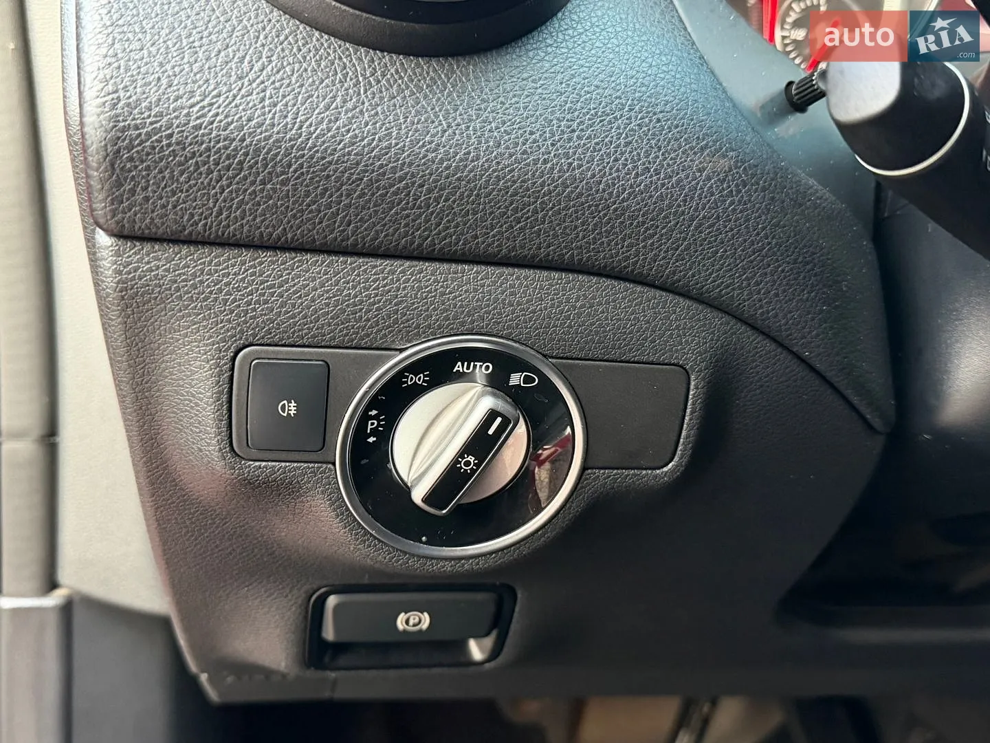 2017 Mercedes-Benz CLA-klasse - мініатюра 51