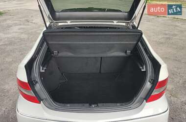 Купе Mercedes-Benz CLC-Class 2009 в 