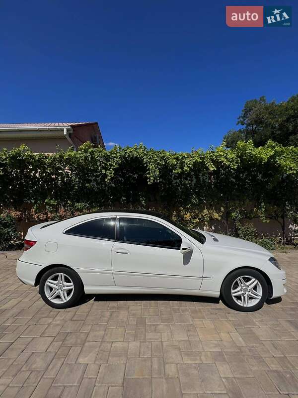 Купе Mercedes-Benz CLC-Class 2008 в Ізмаїлі