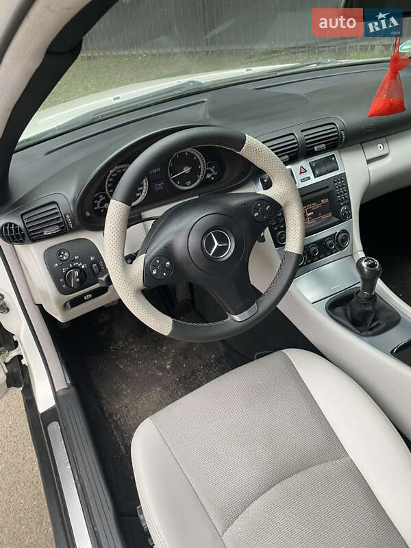 Купе Mercedes-Benz CLC-Class 2009 в Луцке