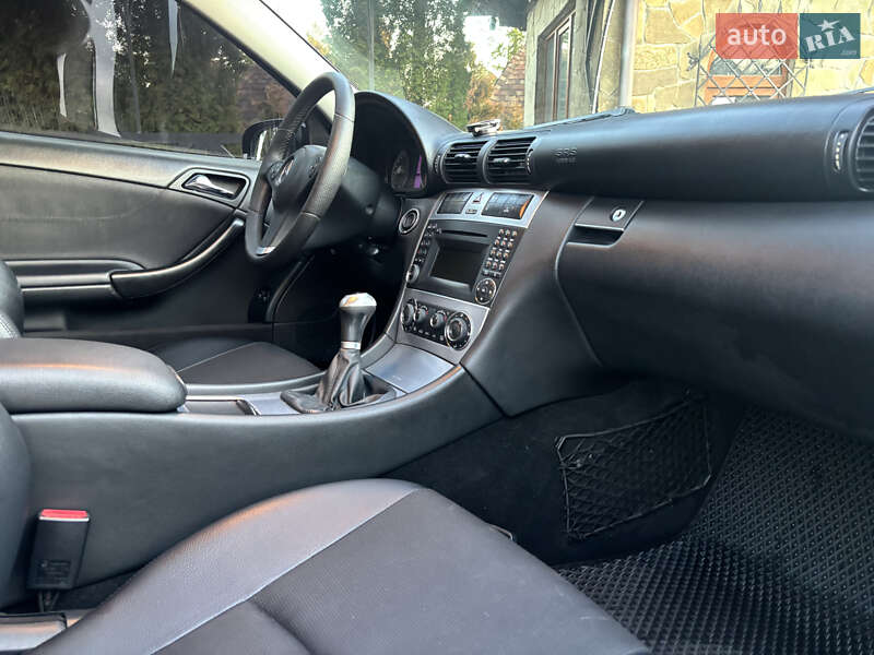 Купе Mercedes-Benz CLC-Class 2009 в Дрогобыче