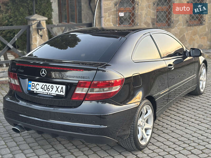 Купе Mercedes-Benz CLC-Class 2009 в Дрогобыче