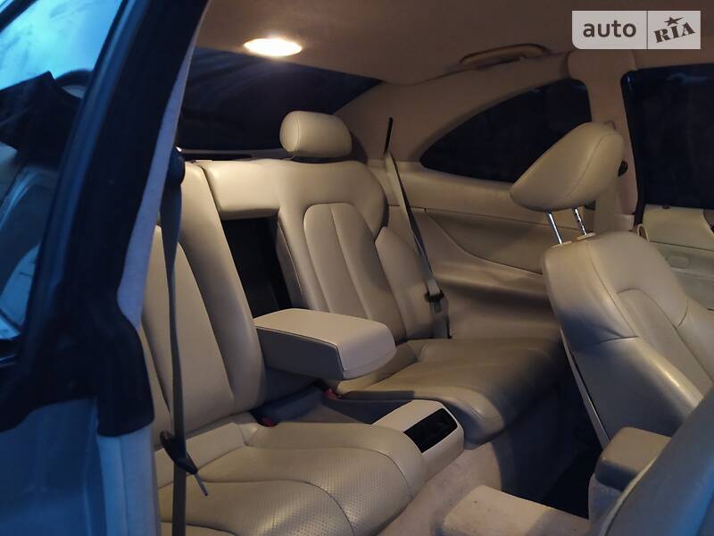 Купе Mercedes-Benz CLK-Class 1998 в Великому Березному