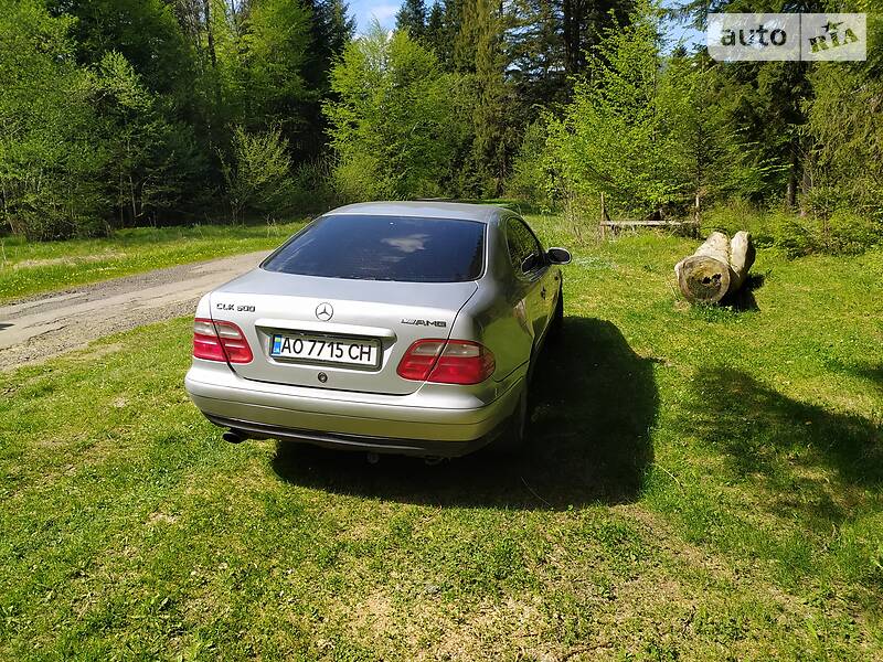 Купе Mercedes-Benz CLK-Class 1998 в Великому Березному