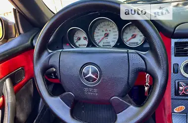Mercedes-Benz CLK-Class 2000