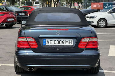 Кабриолет Mercedes-Benz CLK-Class 2000 в 