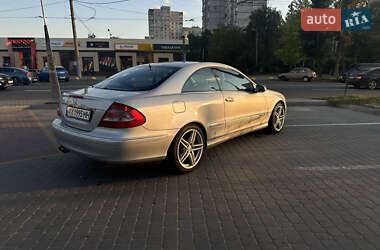 Купе Mercedes-Benz CLK-Class 2002 в 