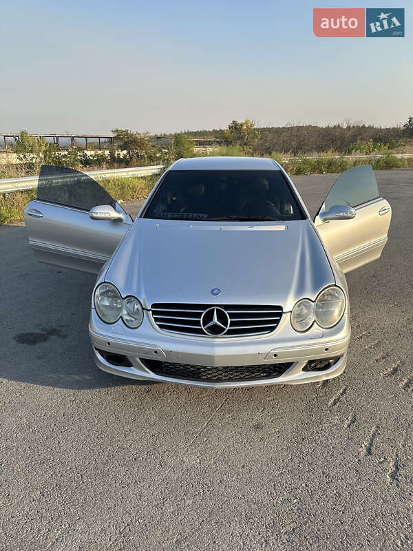 Купе Mercedes-Benz CLK-Class 2004 в Изюме