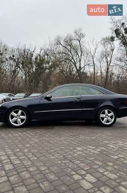 Купе Mercedes-Benz CLK-Class 2003 в 