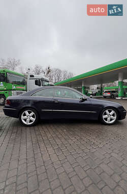 Купе Mercedes-Benz CLK-Class 2003 в 