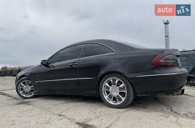 Купе Mercedes-Benz CLK-Class 2002 в 