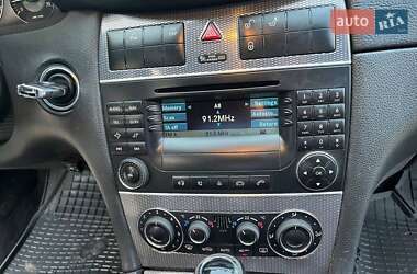 Купе Mercedes-Benz CLK-Class 2004 в 