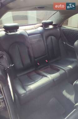 Купе Mercedes-Benz CLK-Class 2002 в 