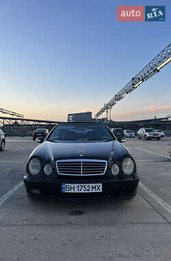 Кабриолет Mercedes-Benz CLK-Class 2002 в Одессе