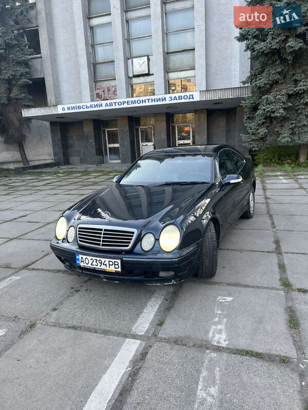 Купе Mercedes-Benz CLK-Class 2000 в 