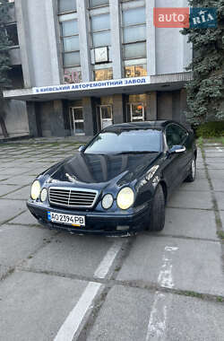 Купе Mercedes-Benz CLK-Class 2000 в 