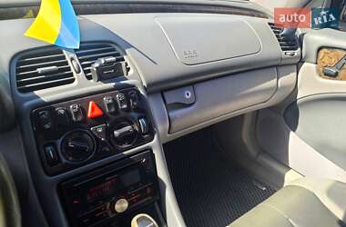 Купе Mercedes-Benz CLK-Class 2001 в 