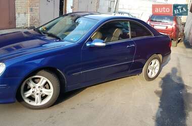 Купе Mercedes-Benz CLK-Class 2004 в 