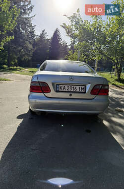 Купе Mercedes-Benz CLK-Class 2000 в 