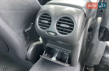 Купе Mercedes-Benz CLK-Class 2004 в 