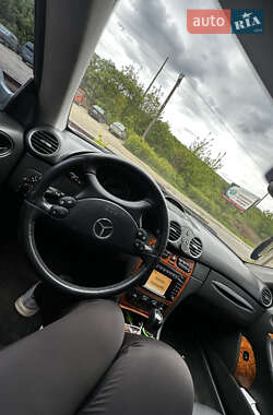 Купе Mercedes-Benz CLK-Class 2003 в 