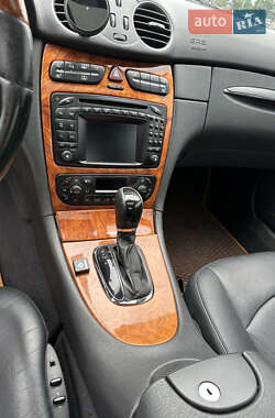 Купе Mercedes-Benz CLK-Class 2003 в 