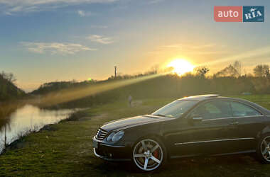 Купе Mercedes-Benz CLK-Class 2004 в 
