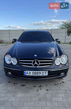 Купе Mercedes-Benz CLK-Class 2002 в 