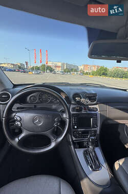 Купе Mercedes-Benz CLK-Class 2003 в 