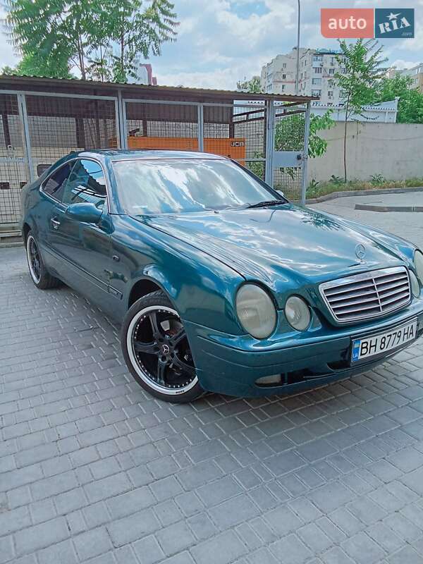 Купе Mercedes-Benz CLK-Class 1997 в 