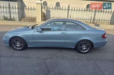 Купе Mercedes-Benz CLK-Class 2003 в 
