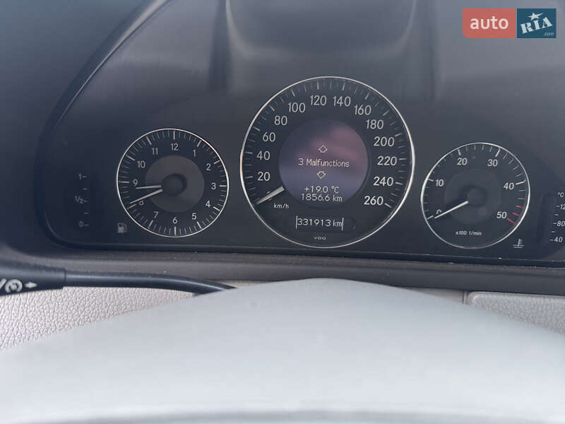 Купе Mercedes-Benz CLK-Class 2004 в Львове