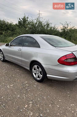 Купе Mercedes-Benz CLK-Class 2002 в 