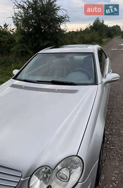 Купе Mercedes-Benz CLK-Class 2002 в 