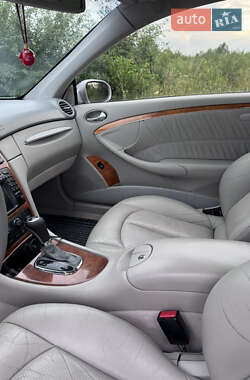 Купе Mercedes-Benz CLK-Class 2002 в 