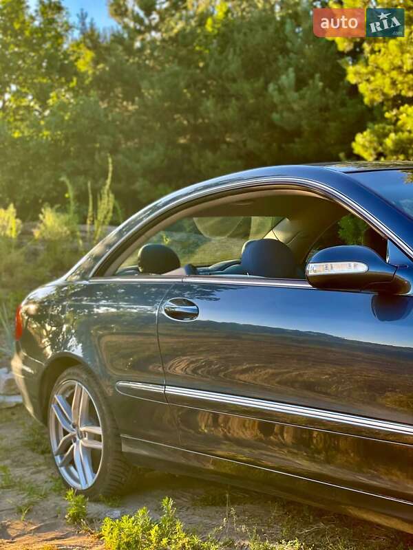 Купе Mercedes-Benz CLK-Class 2004 в Тернополі