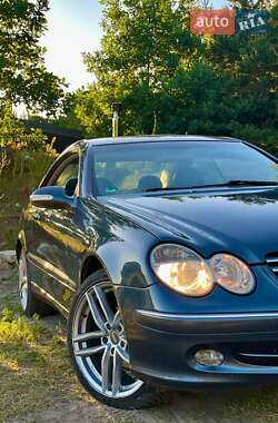 Купе Mercedes-Benz CLK-Class 2004 в Золочеві