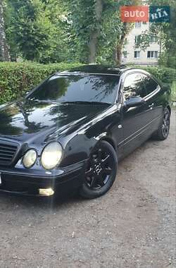 Купе Mercedes-Benz CLK-Class 1997 в 