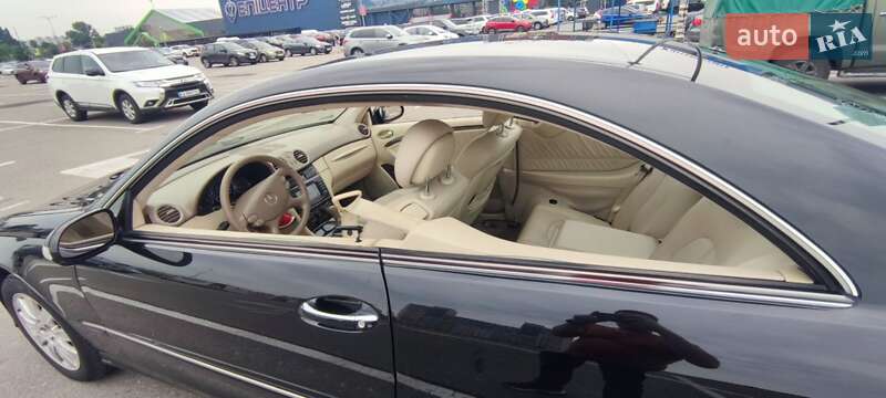 Купе Mercedes-Benz CLK-Class 2006 в Києві