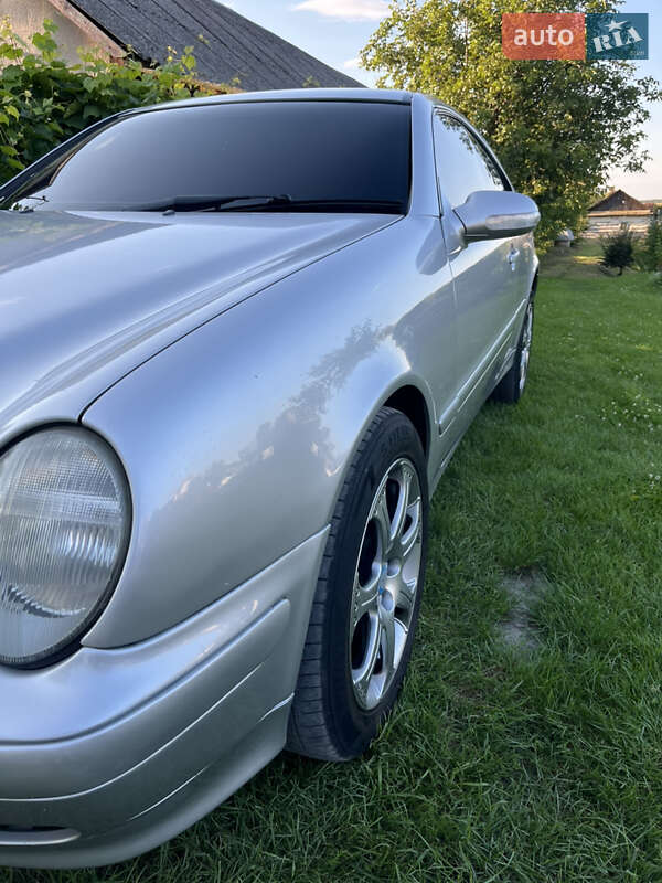 Купе Mercedes-Benz CLK-Class 2001 в Кременце