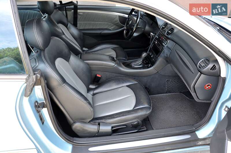 Купе Mercedes-Benz CLK-Class 2003 в Львове