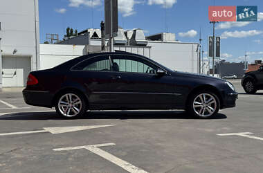 Купе Mercedes-Benz CLK-Class 2008 в 