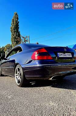 Купе Mercedes-Benz CLK-Class 2003 в 