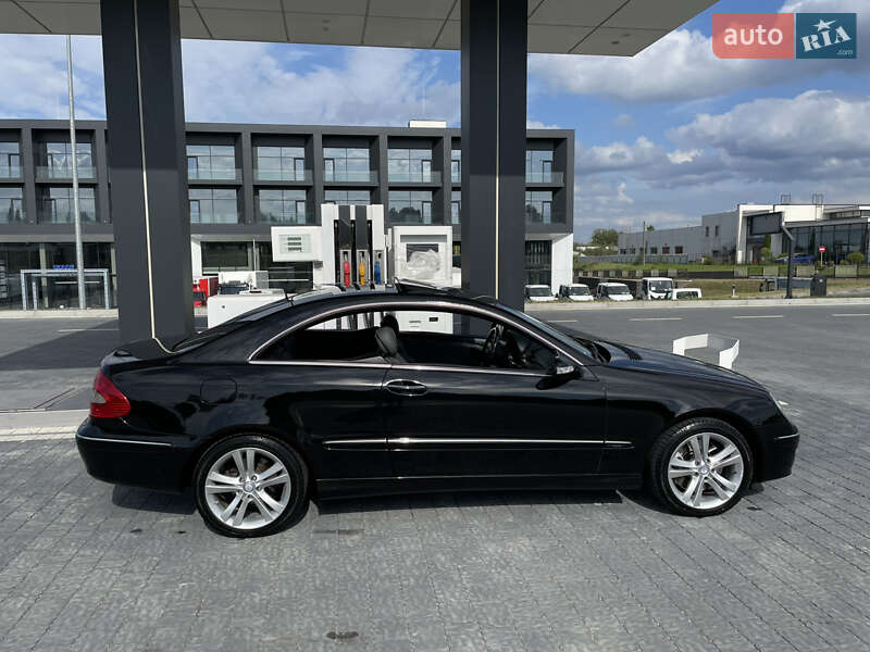 Купе Mercedes-Benz CLK-Class 2006 в Львове