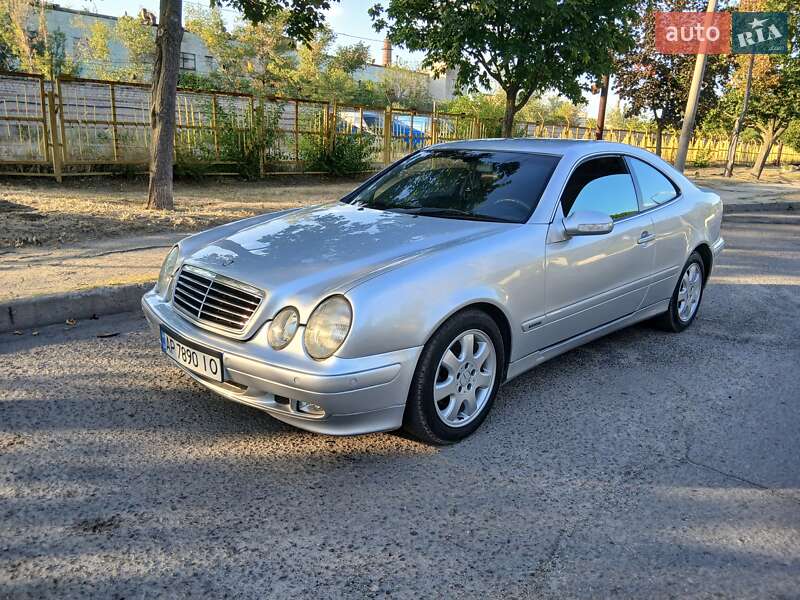 Купе Mercedes-Benz CLK-Class 2000 в Запорожье