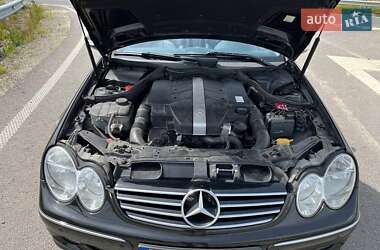 Кабриолет Mercedes-Benz CLK-Class 2004 в 
