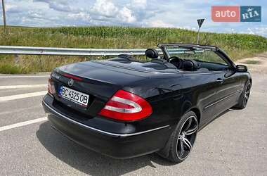 Кабриолет Mercedes-Benz CLK-Class 2004 в 
