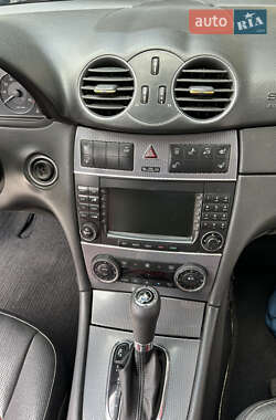 Кабриолет Mercedes-Benz CLK-Class 2005 в 